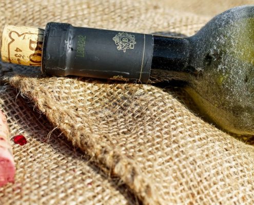 A Guide to Drinking Old Wine - Storing and Opening